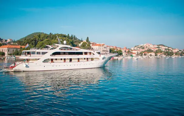 Wed 13 Jan: 10 travel news stories you need to know today 37 travel news Dalmatian Coast