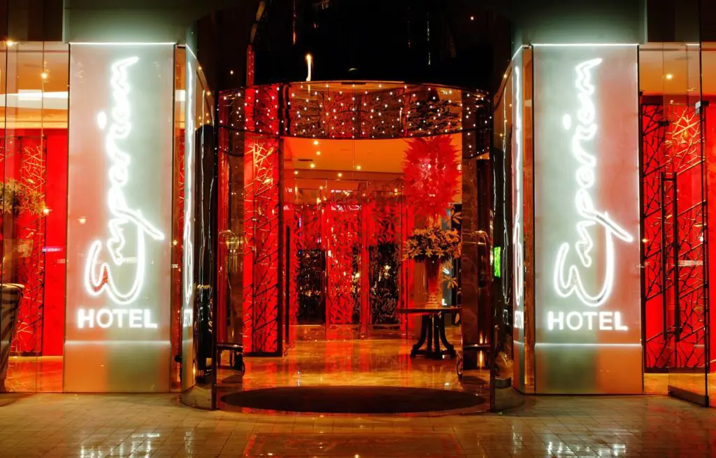 The 10 most luxurious hotels in Australia are... 44 Emporium-Hotela5ef54