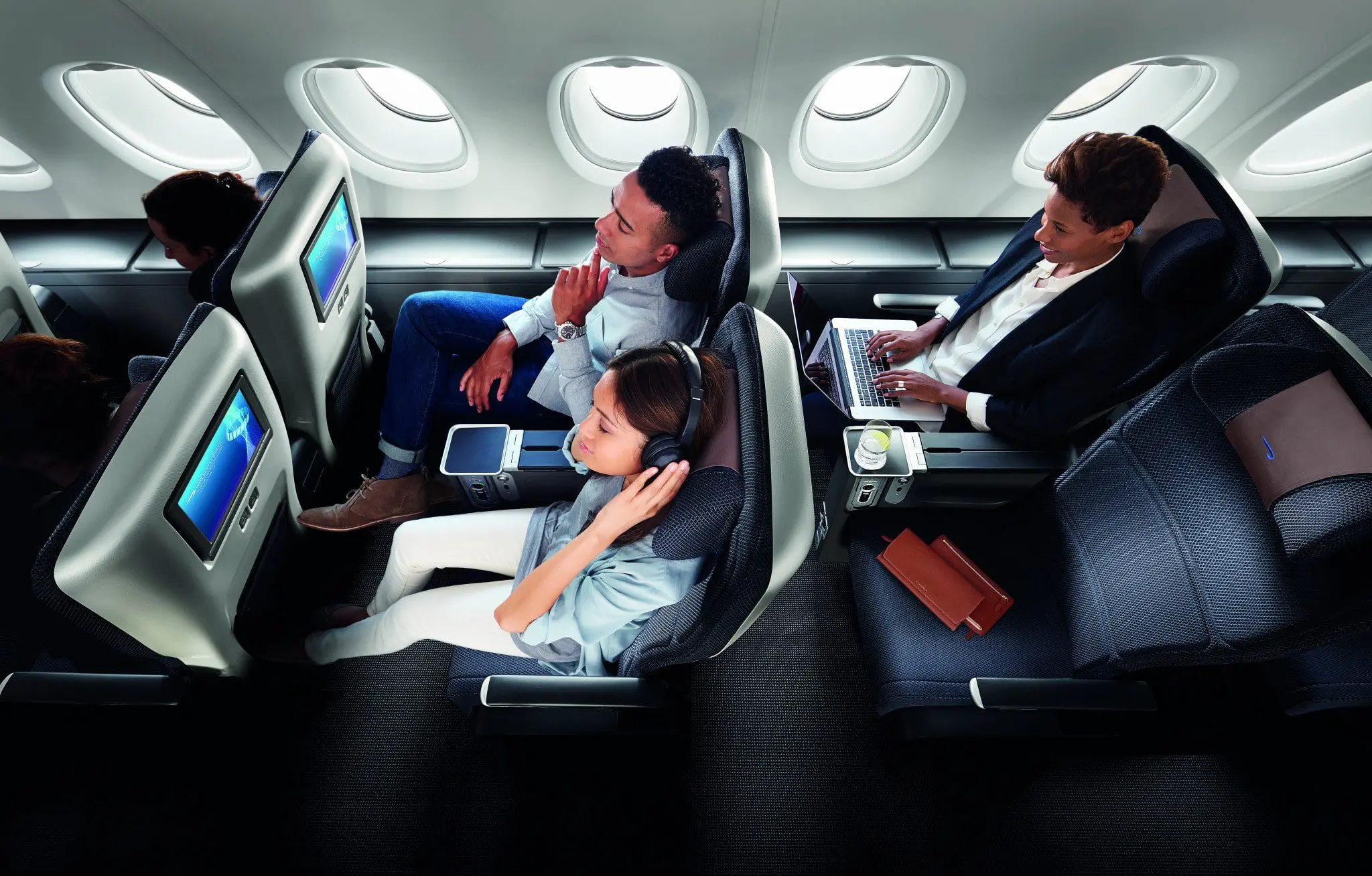 The Daily Travel Agent Bites: Fri 9 Dec 31 Travel Agent British Airways on aircraft