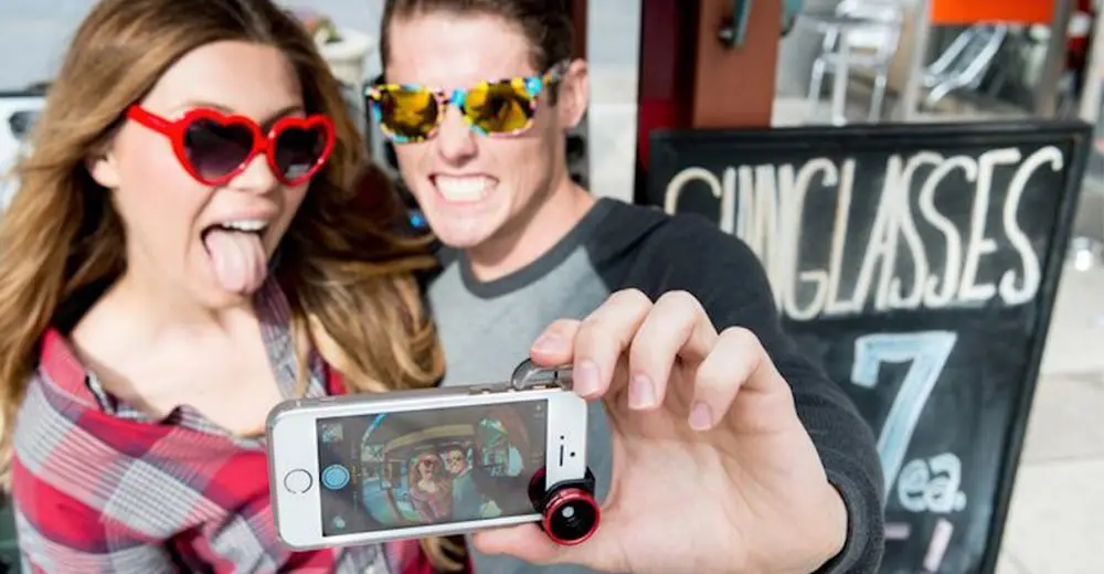 5 Ways to Get Better Solo Travel Pics