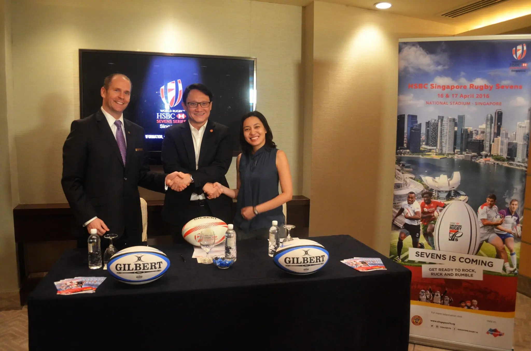 Singapore relishes home advantage for inaugural South East Asia Sevens 1 Pan Pacific Singapore's Steve Laine Rugby SG Board Member AlvinLee and ESG Director Lee Koh Wa