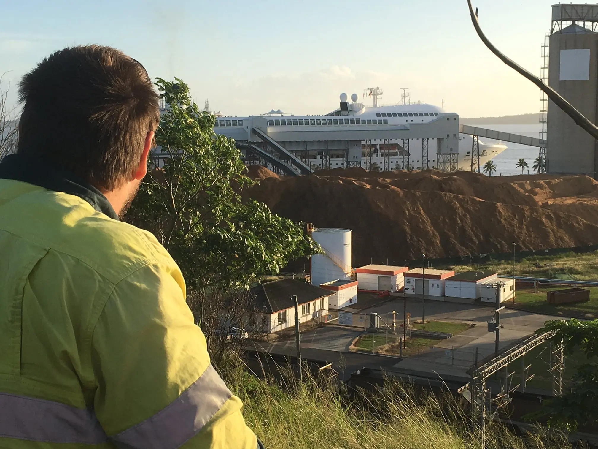 Fri 11 Mar: 10 travel news stories you need to know today 41 travel news Locals greet Pacific Dawn on maiden visit to Gladstone