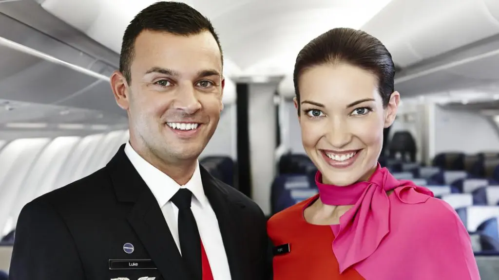 Qantas-Cabin-Crew-karryon