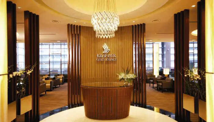 Singapore Airlines’ KrisFlyer welcomes first-ever Australian hotel group partner 1 KrisFlyer Gold Lounge Entrance.