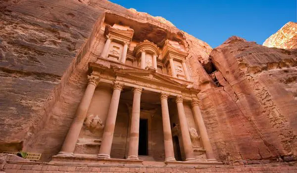 shutterstock_263573303