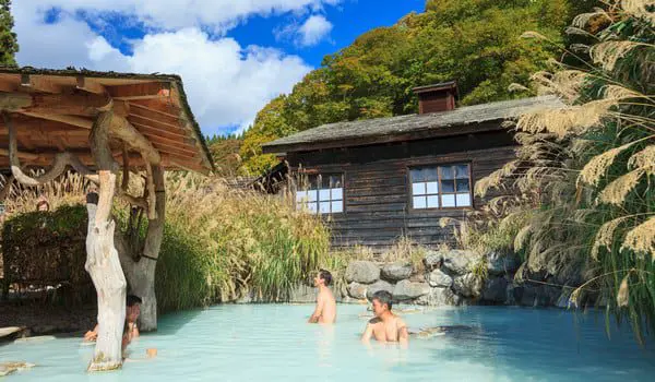 TRAVELHACKS: 7 hidden gems to experience in Japan's biggest cities 23 shutterstock_305992523