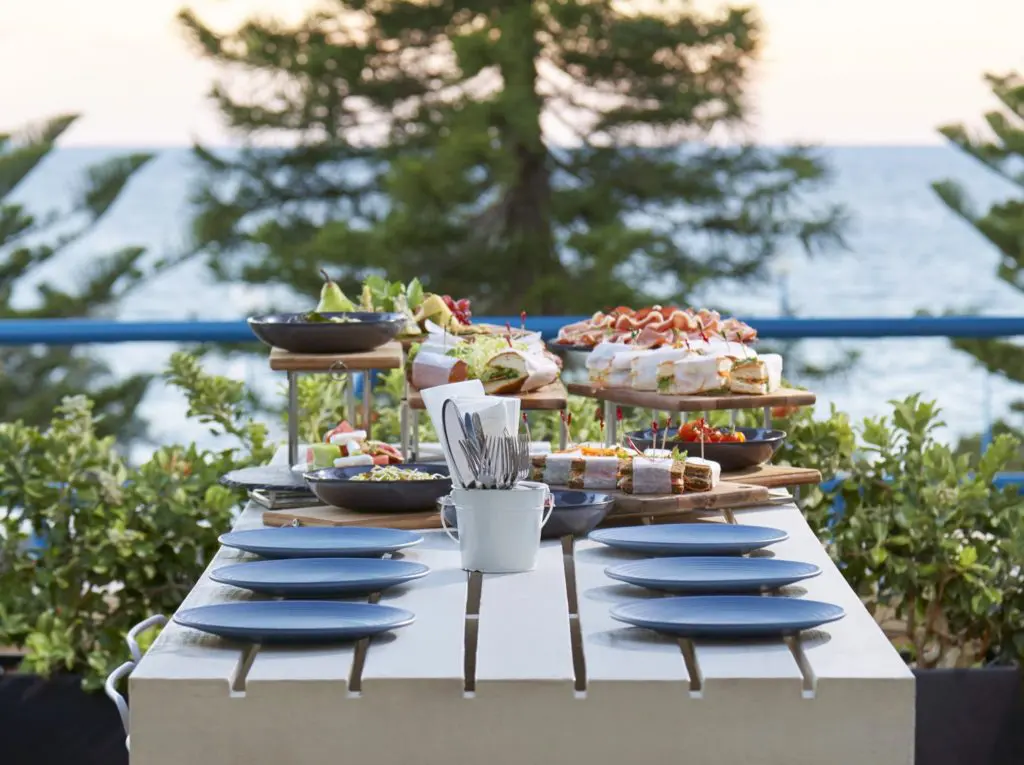 Meetings and events are a breeze at Crowne Plaza Coogee Beach 11 CPCB oceans catering