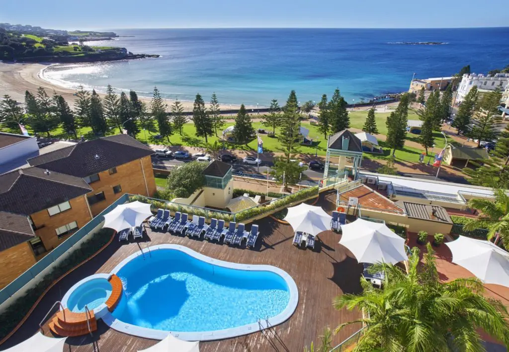 Crowne Plaza Coogee Beach - Pool-2