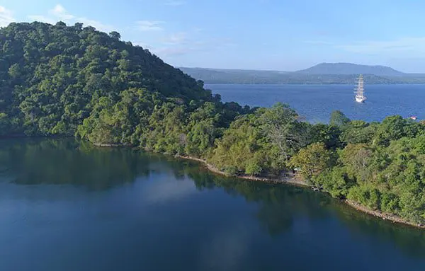 Beyond Bali – Discover Indonesia's other jewels aboard a tall ship! 31 indo7