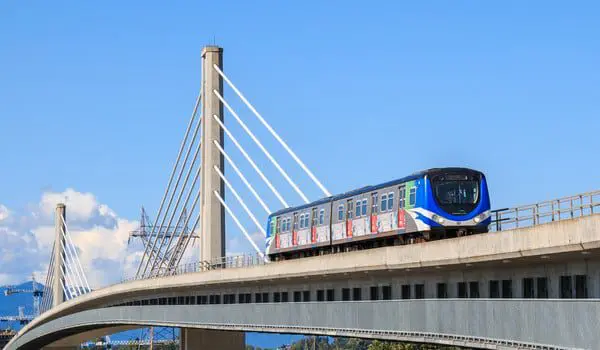 Vancouver International Airport is once again the best in North America... Here's why 27 shutterstock_203199574