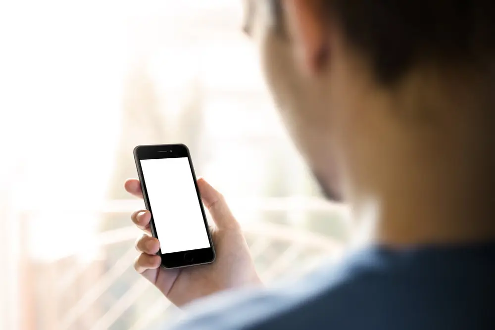 iPhone hack a worry for travellers