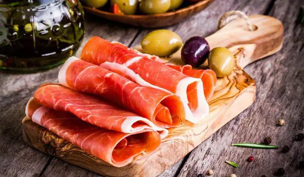 Eat your way across Europe this summer *Drool* 18 shutterstock_260425739