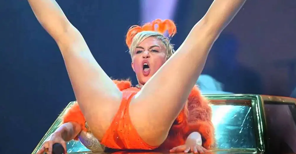 Does this airport resemble a woman's private parts?