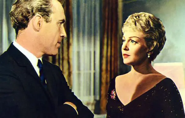 TBT: In-flight entertainment – from Projectors to iPads 26 bb