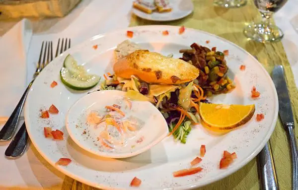 5 reasons why you should suggest New Caledonia over other Pacific destinations 20 food