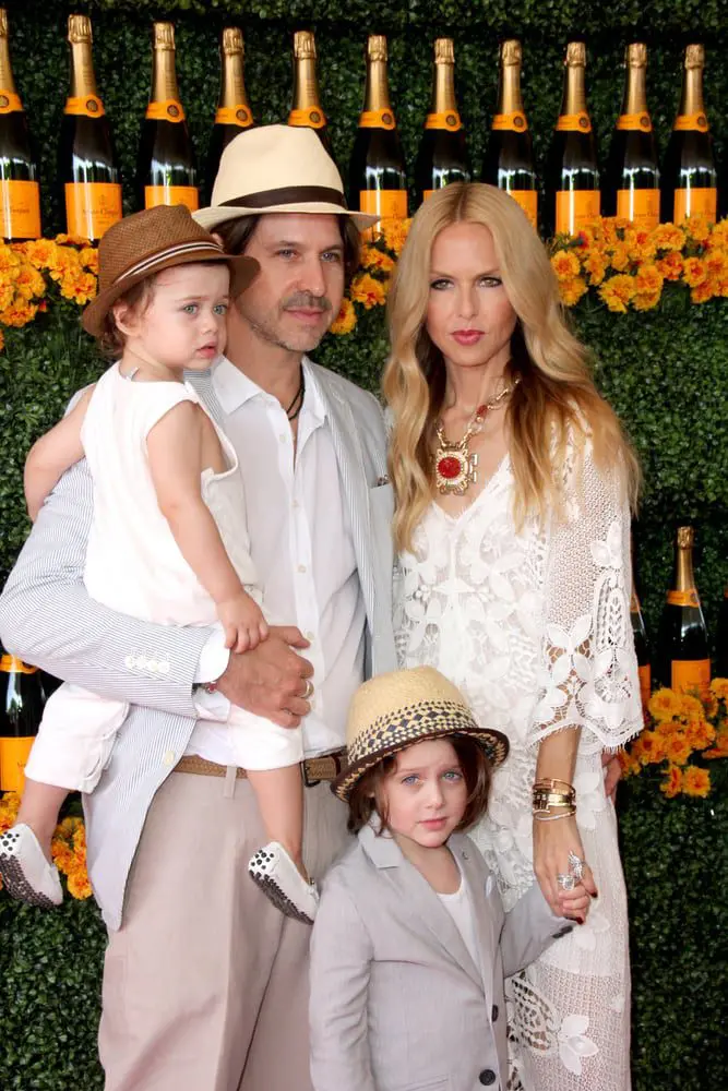 Beverly Hills launches luxury campaign 8 shutterstock_328982660