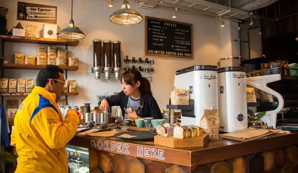 5 simple Japanese phrases to learn and where you'll use them 26 shutterstock_387410956