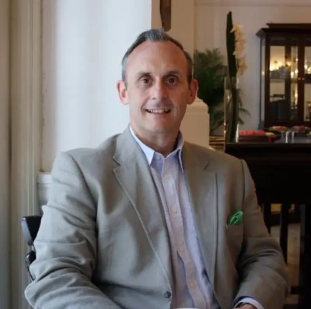 Mr Michael Thomson