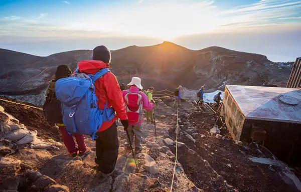 8 experiences you can only have in Japan 30 fujisan