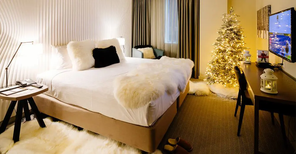 Hilton transforms into a Sn-ugg-ly winter wonderland