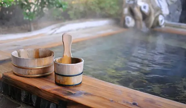 8 experiences you can only have in Japan 26 shutterstock_47337175