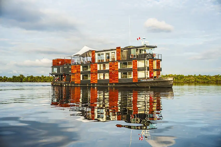 New-08-2015-Aqua-Amazon-Exterior-View-Low-Resolution