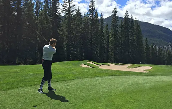 Rocky Mountaineer wraps up big 'Sunrise' push 8 Rocky Mountaineer golfing