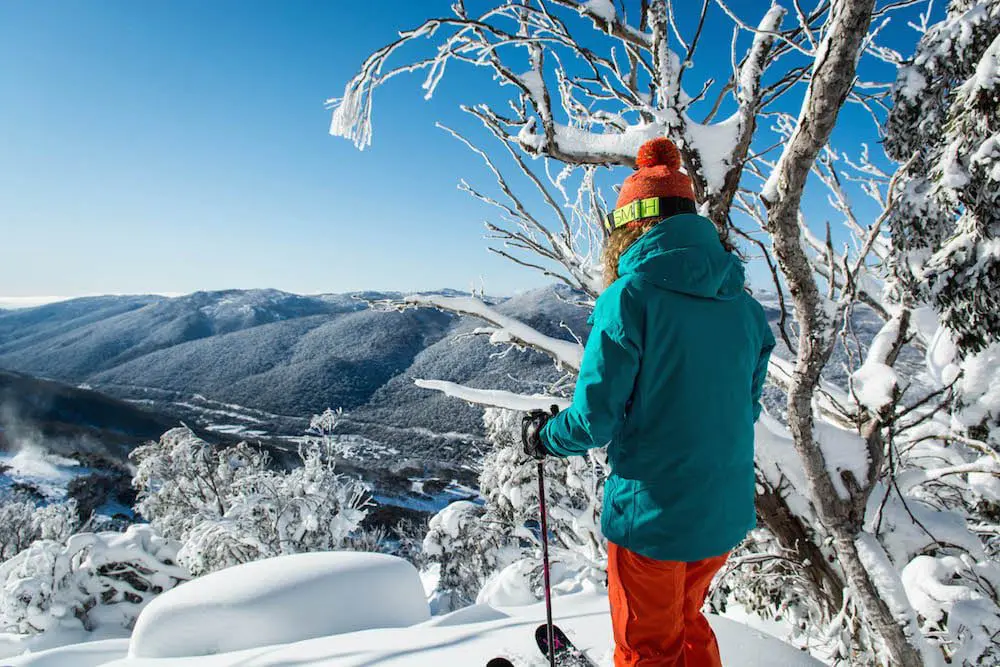 5 reasons Agents are going to love Thredbo 17 Thredbo fresh snow and great views.17 July