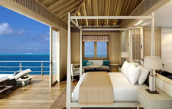 Travel Agent Bora Bora ship