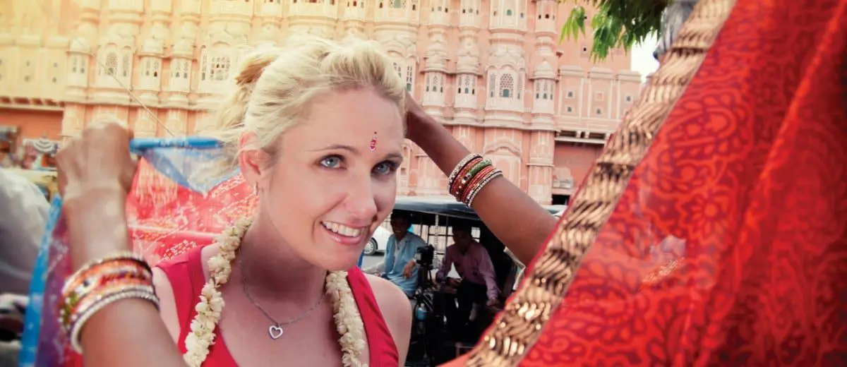 India-Jaipur-Traveller-Carolyn-Sari-Leo-Tamburri-2011-IMGP6800-Processed-Lg-RGB