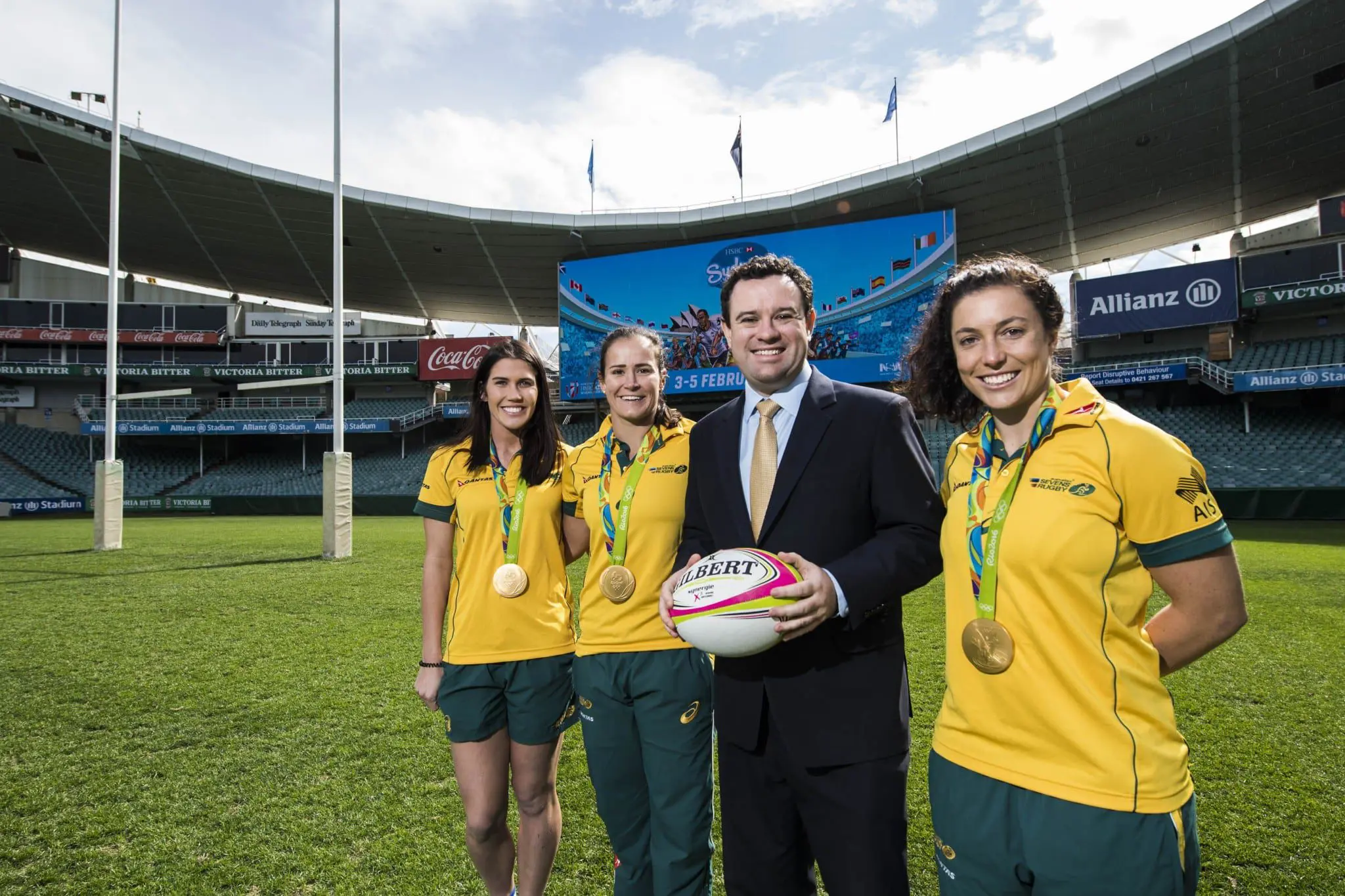 Travel Agent Sydney 7s _Charlotte Caslick, Shannon Parry, Minister Stuart Ayres, Emilee Cherry_ Allianz Stadium