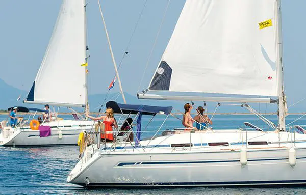 travel agent Topdeck Summer