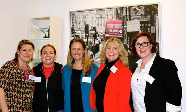 Travel Agent image009