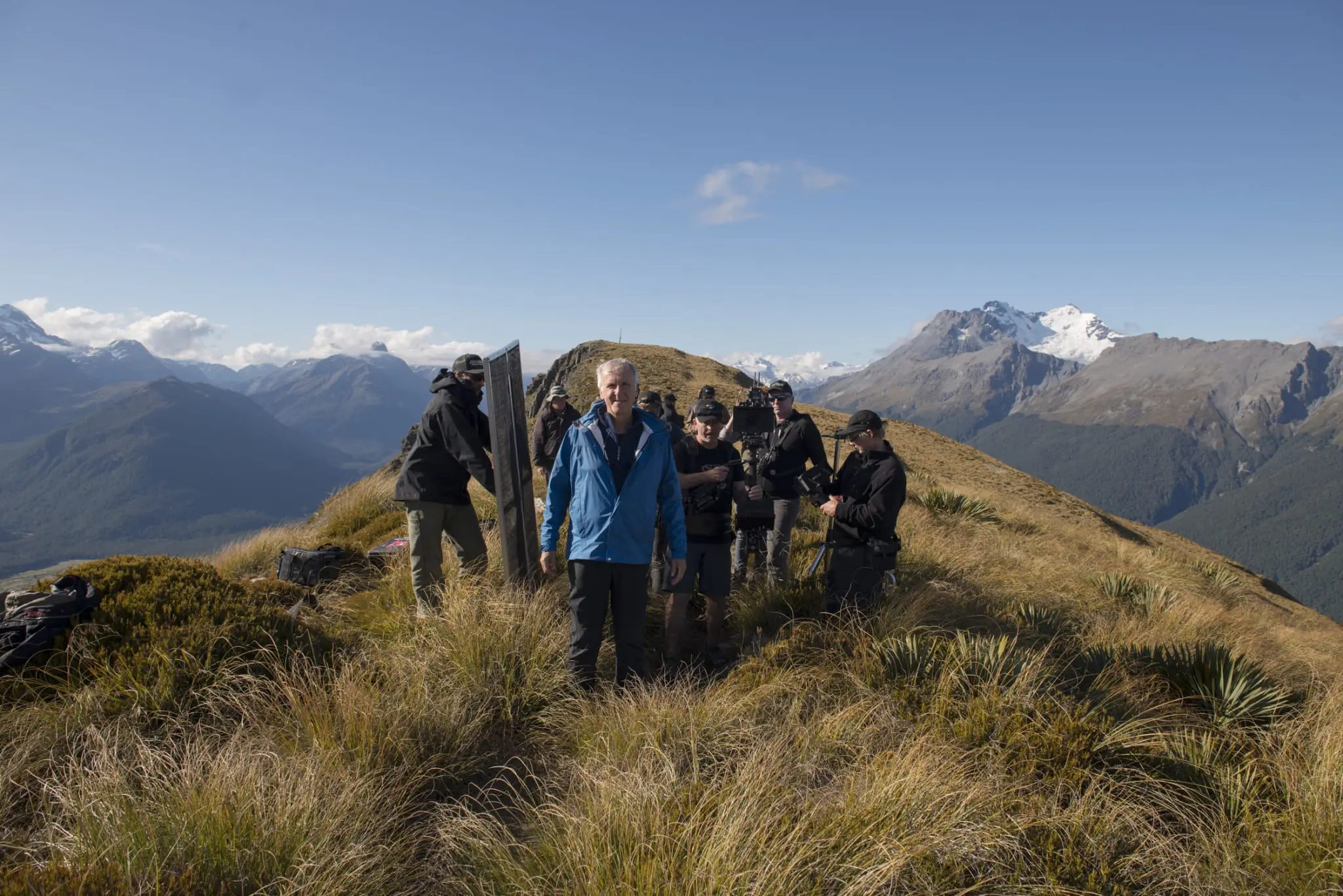 James Cameron on what to do & how to live like a local in New Zealand 24 pr0833-james-cameron-and-crew-on-mt-alfred-credit-alistair-guthrie