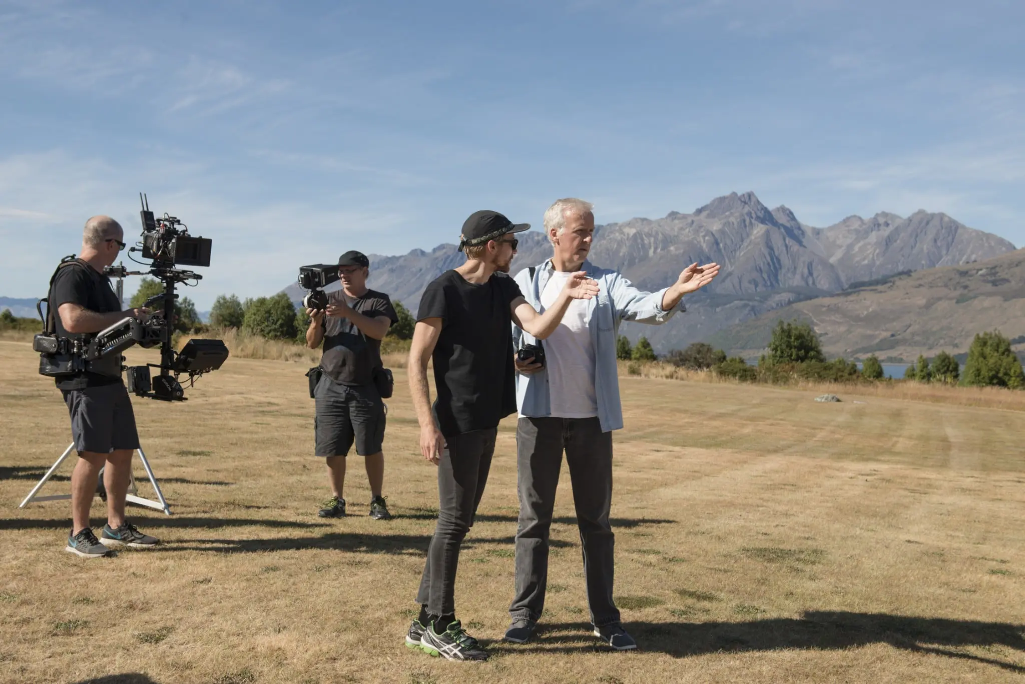 James Cameron on what to do & how to live like a local in New Zealand 27 pr1173-james-cameron-and-with-director-credit-alistair-guthrie