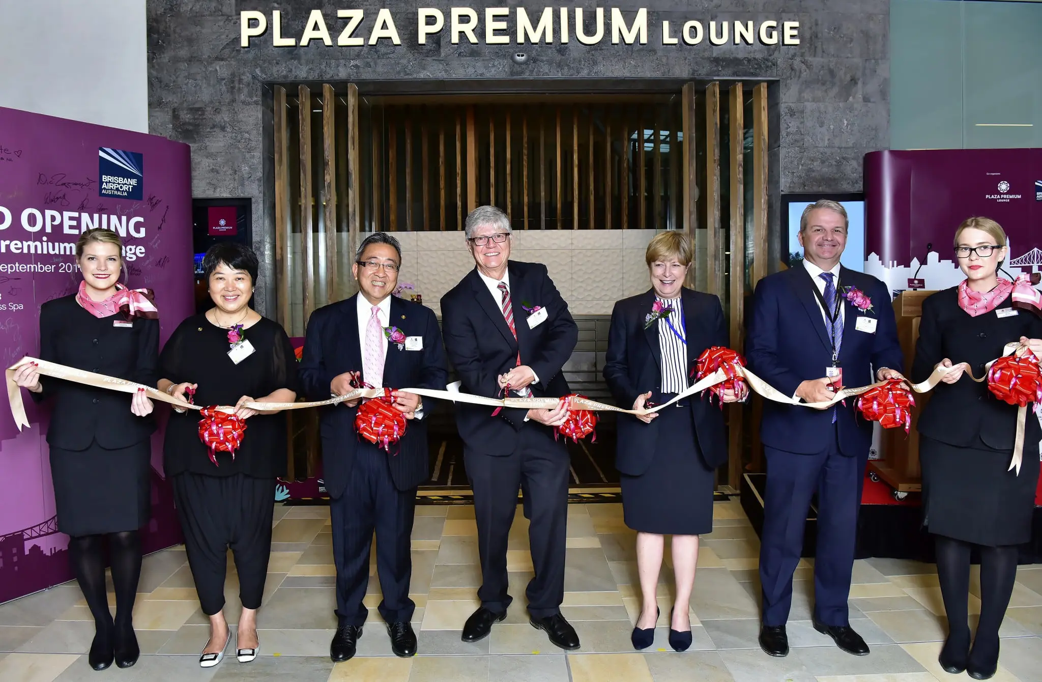 Relax at an airport lounge in Brisbane without being an airline loyalty member 16 plaza-premium-grand-opening_ribbon-cutting