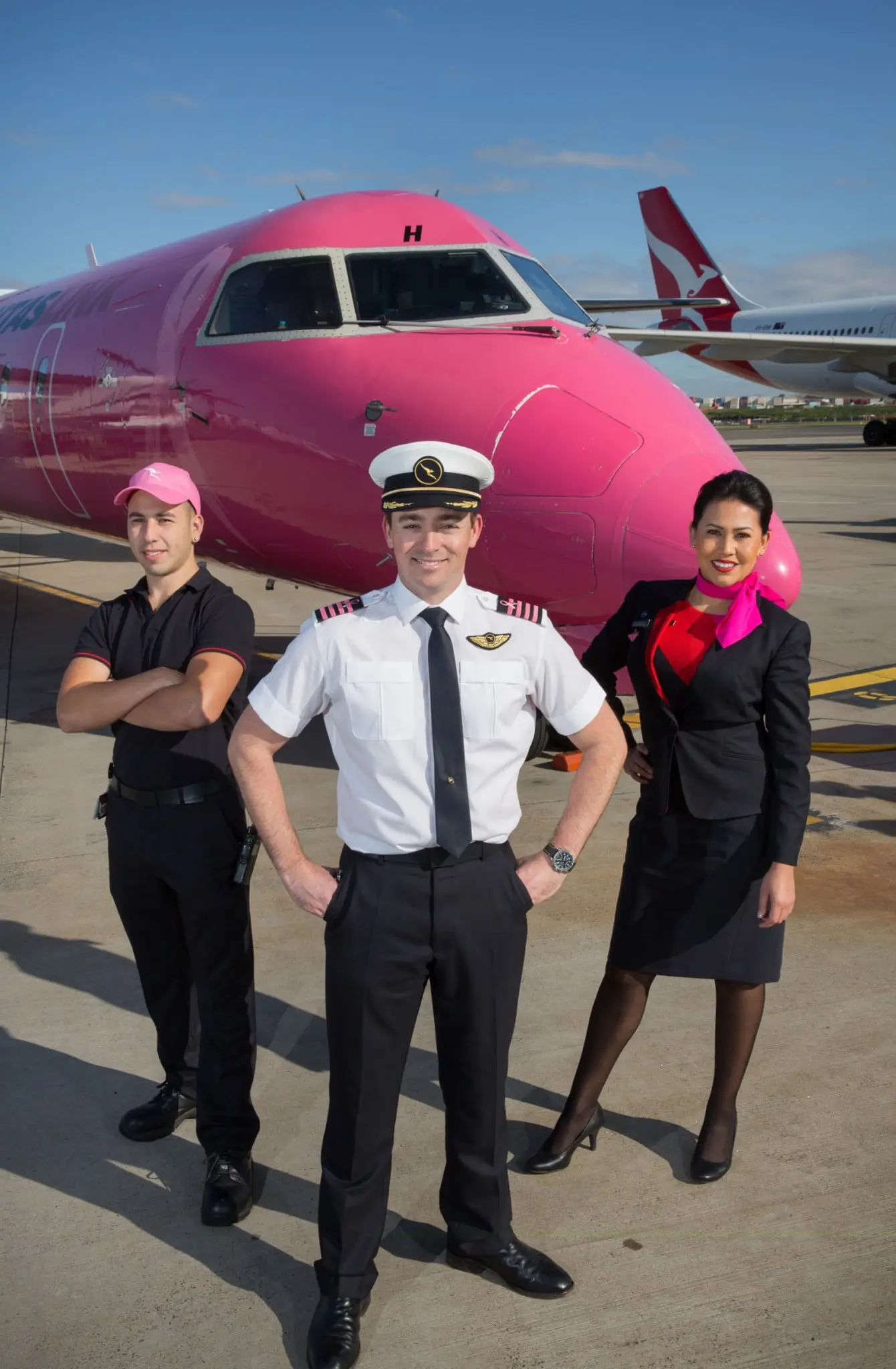 Qantas, Radisson Blu & Captain Cook Cruises turn pink for Breast Cancer Awareness Month 17 qantas-ground-crew-pilot-cabin-crew