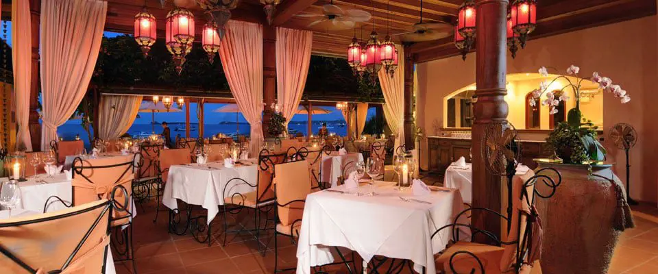 5 ideas for a luxury retreat to Koh Samui 11 restaurant