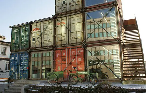 Is Zurich West the new Berlin? 2 bags