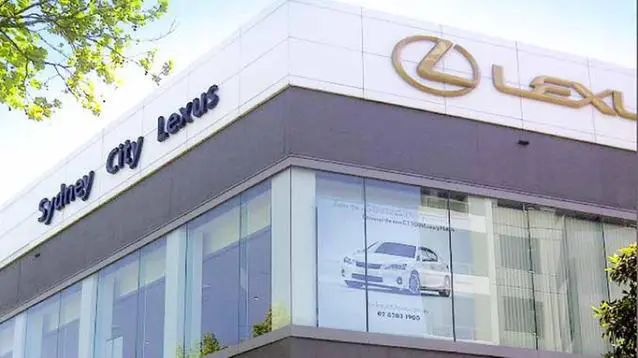 travel agent images-waterloo-720x405