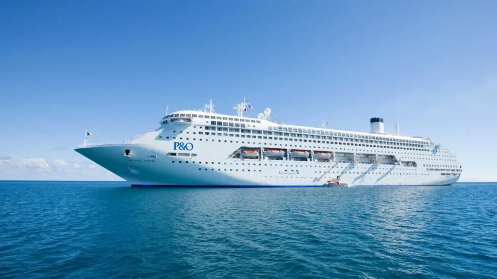P&O Cruises' fleet commemorates ANZAC Day with veterans 4 Image: P&O Cruises