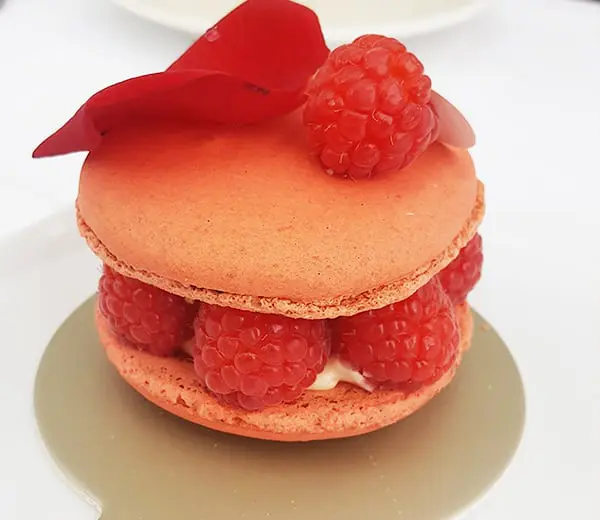 A Romantic’s Guide To Paris 19 post