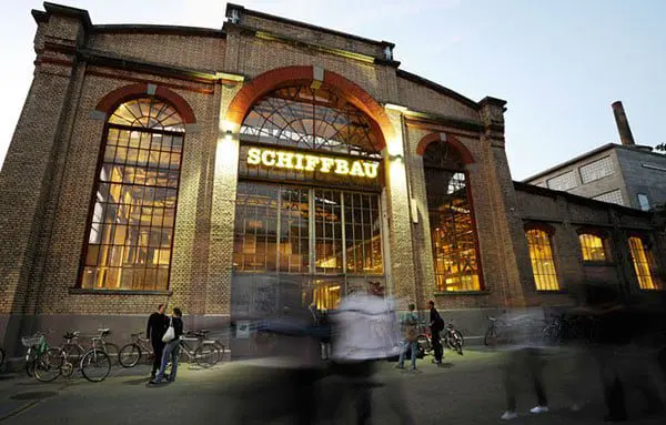 Is Zurich West the new Berlin? 3 theae