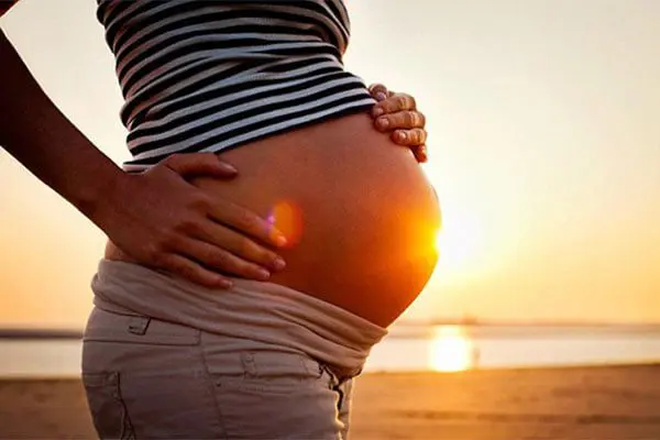 6 tips for travelling when you're pregnant 17 pregnant-travel-karryon