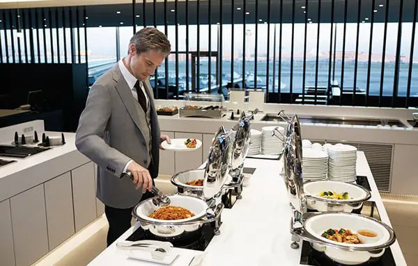Did you know, you don't need to fly Business Class to access ANA's lounges? 14 ana-lounge