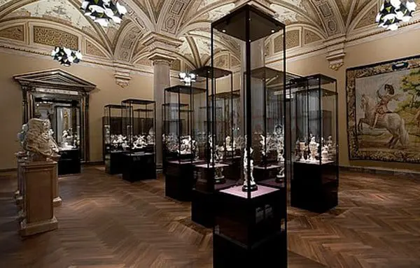 How the Trafalgar renaissance is helping Agents make more money 25 austria-museum