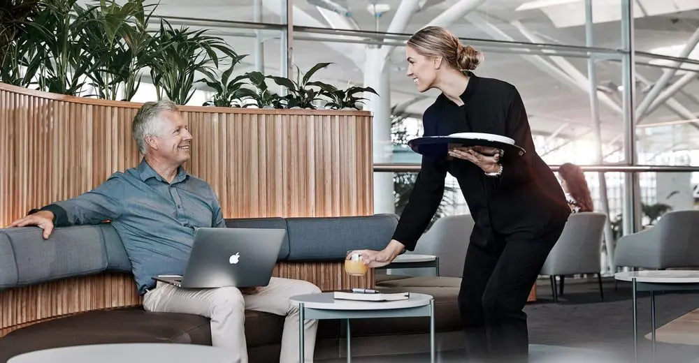 Qantas' new Brisbane lounge will 'Quench' your thirst for health & luxury 16 qantas-brisbane-international-3