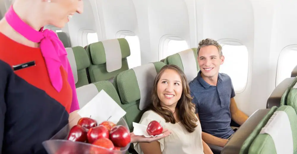 Which airlines are most likely to get you to your destination on-time? 49 qantas-food