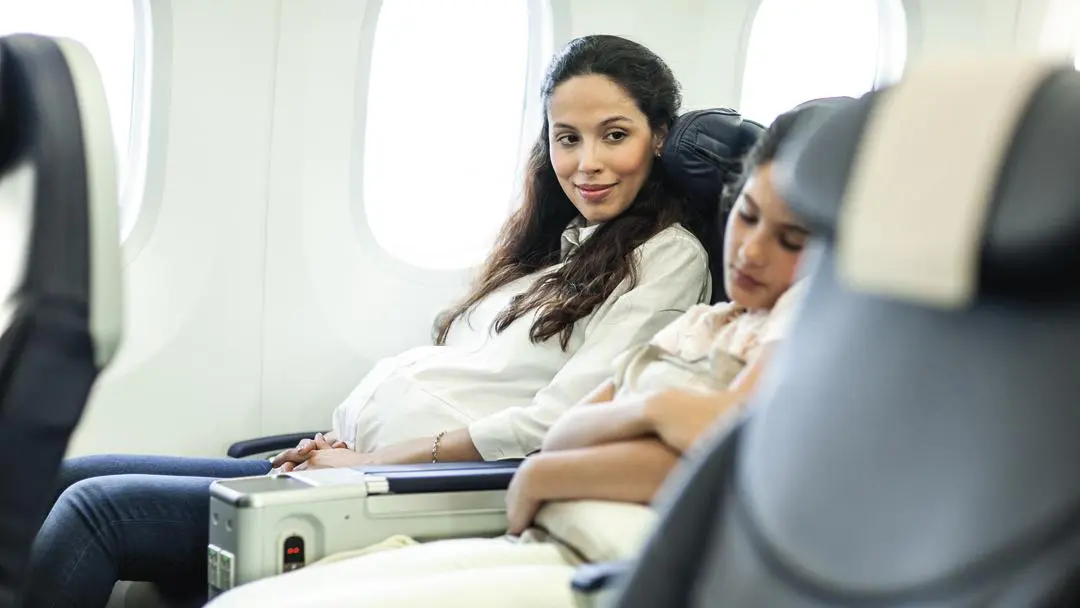 6 tips for travelling when you're pregnant 18 pregnant-travel=karryon
