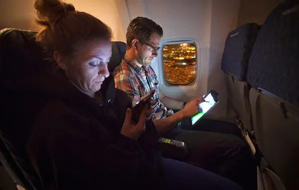 Wi-so risky? Onboard Wi-Fi isn't as safe as you may think... 2 hck